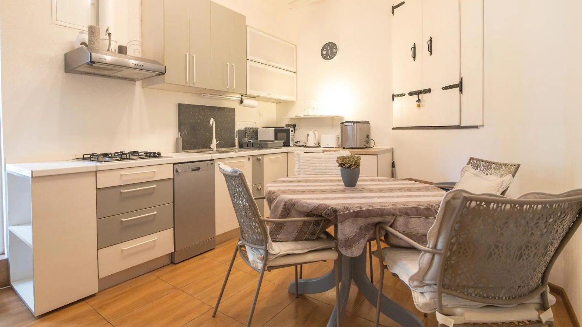 Apartment Regina Split